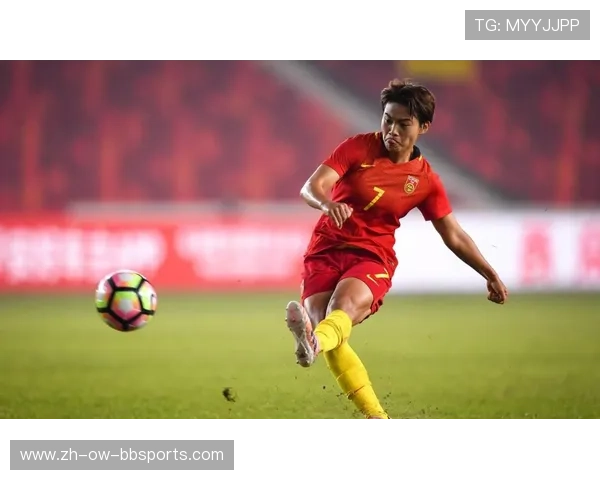 中国女足2比1逆转朝鲜获小组第一王霜赛后采访透露全队拼搏决心